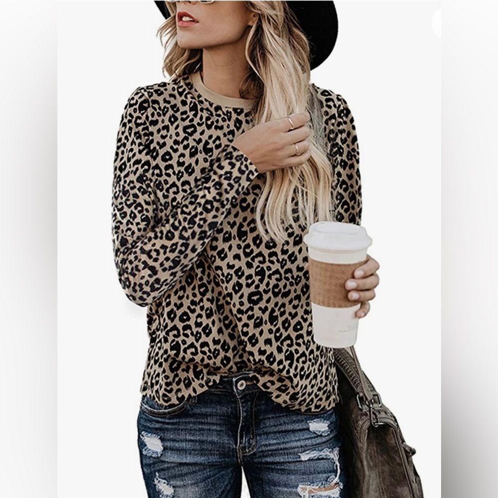 Women’s Leopard Print shirt. Size Large long sleeve. Like new!